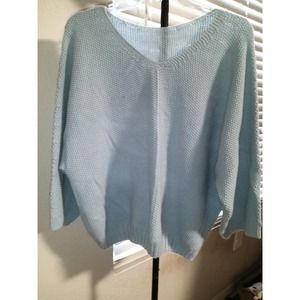 Sweater Light Blue Free Flowing Wide Arms  size XL